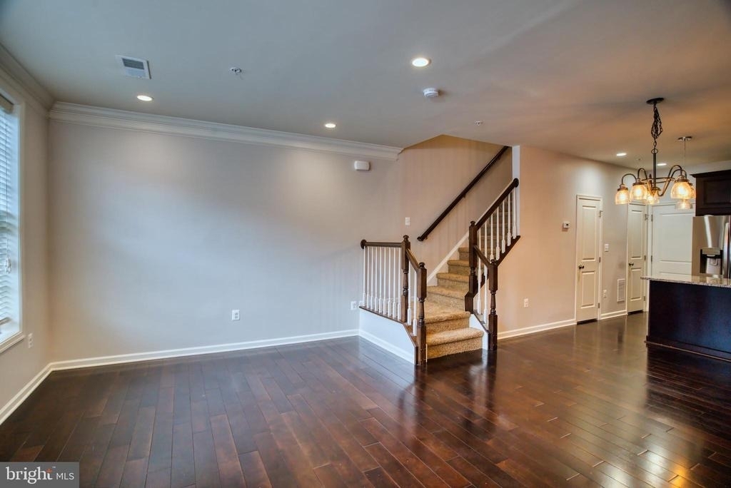 23542 Buckland Farm Terrace - Photo 2