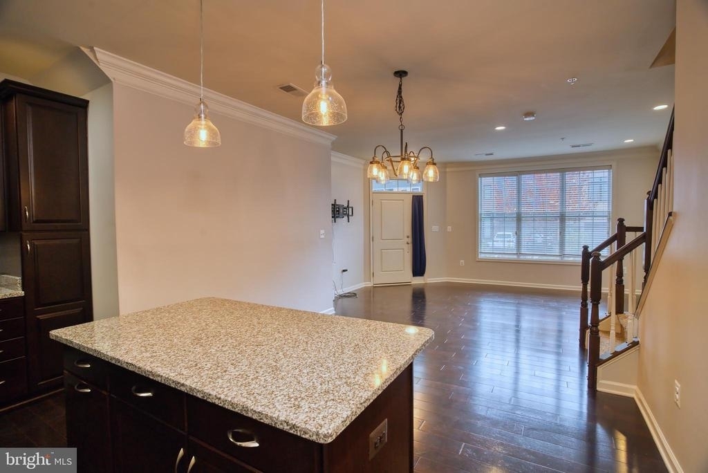 23542 Buckland Farm Terrace - Photo 6