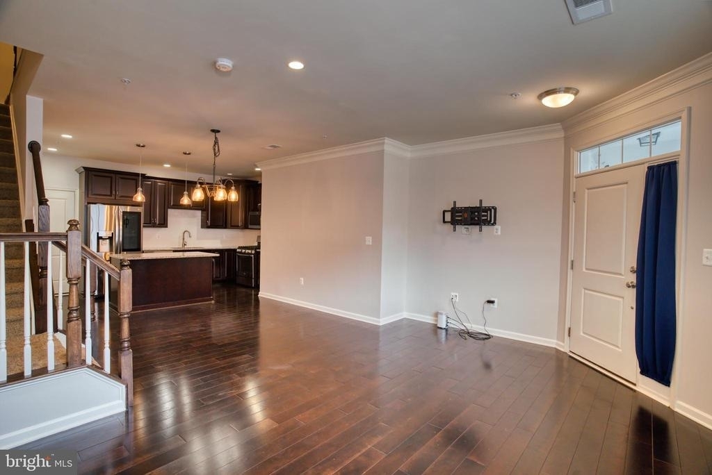 23542 Buckland Farm Terrace - Photo 3