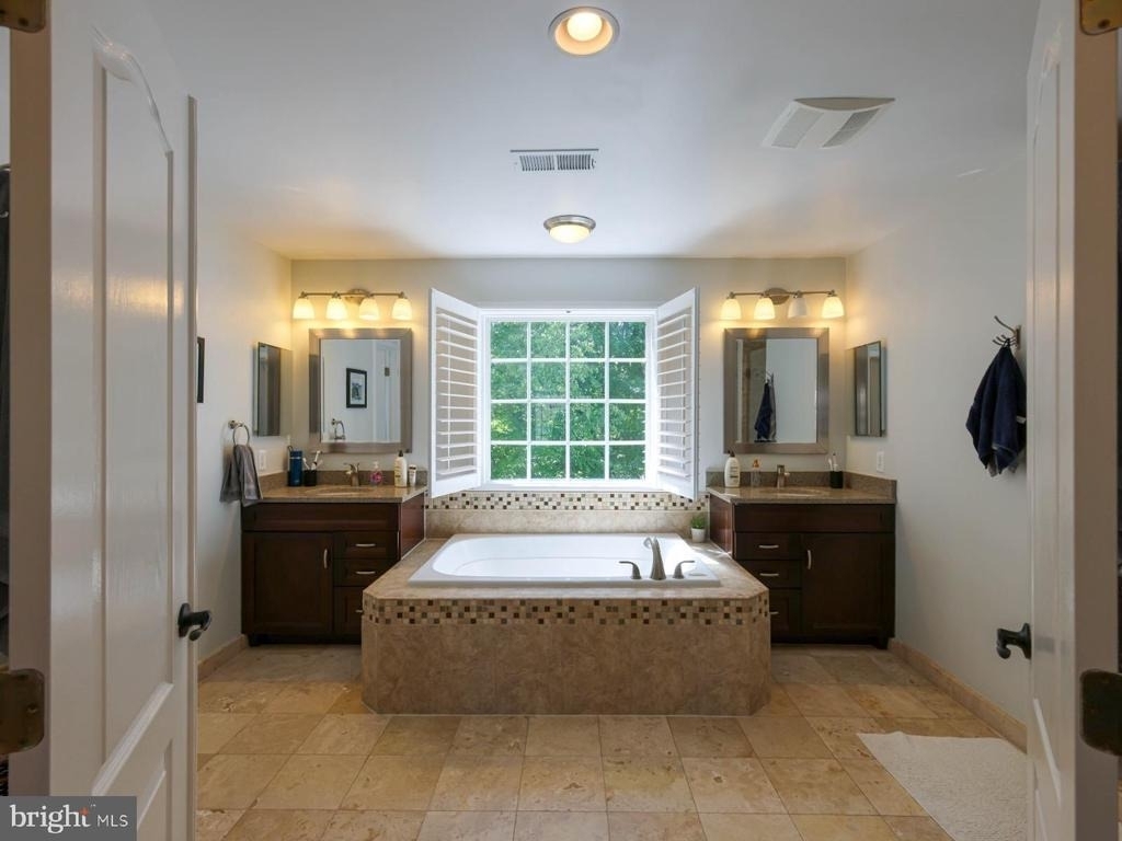 47779 Macgill Court - Photo 12
