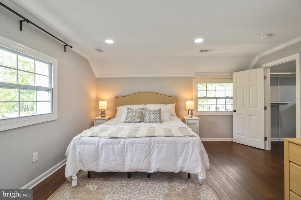 6621 Hallwood Avenue - Photo 28