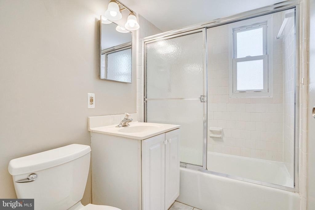 7430 Hastings Street - Photo 52