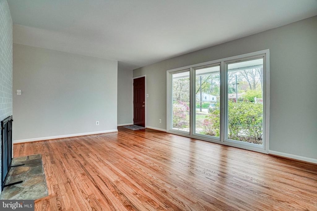 7430 Hastings Street - Photo 9