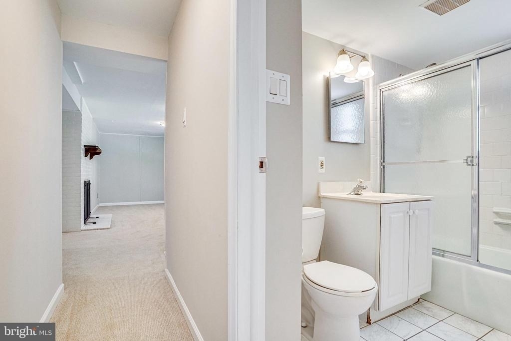 7430 Hastings Street - Photo 53