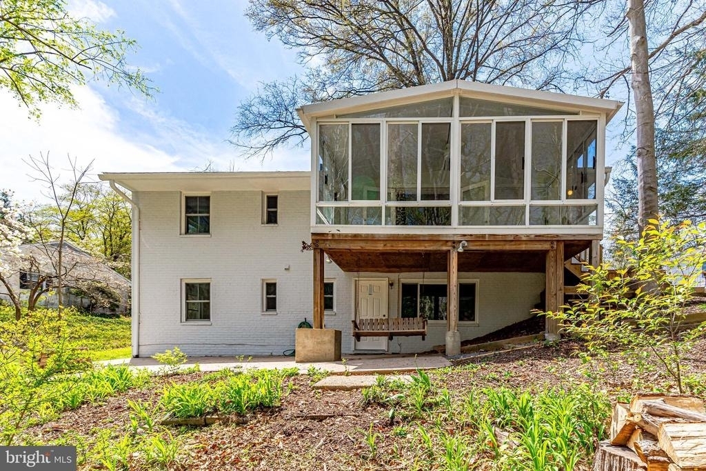 7430 Hastings Street - Photo 64