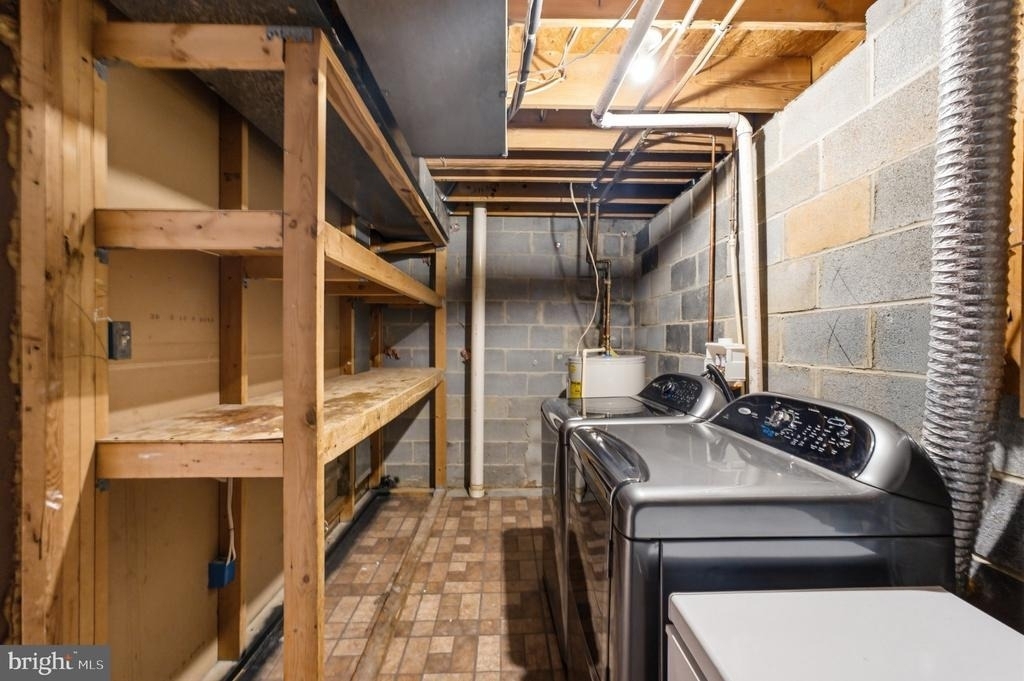 5028 9th Street S - Photo 18