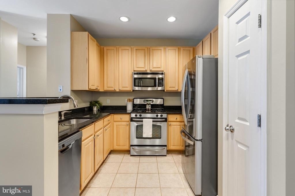 2465 Army Navy Drive - Photo 5