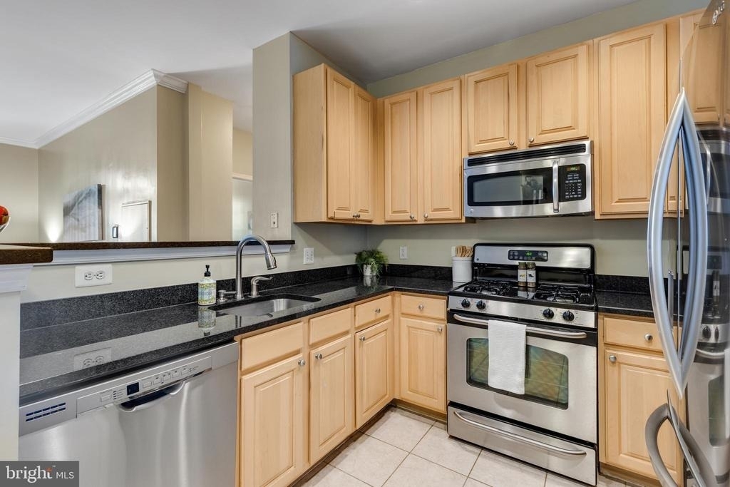 2465 Army Navy Drive - Photo 6