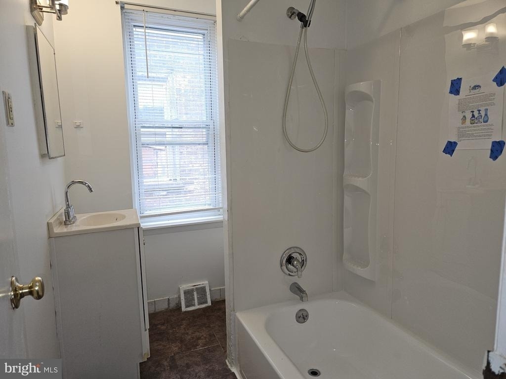 1332 Wagner Avenue - Photo 6