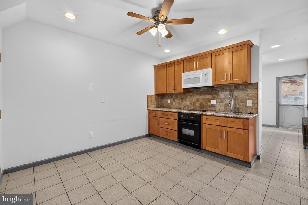 1425 Jackson Street - Photo 12