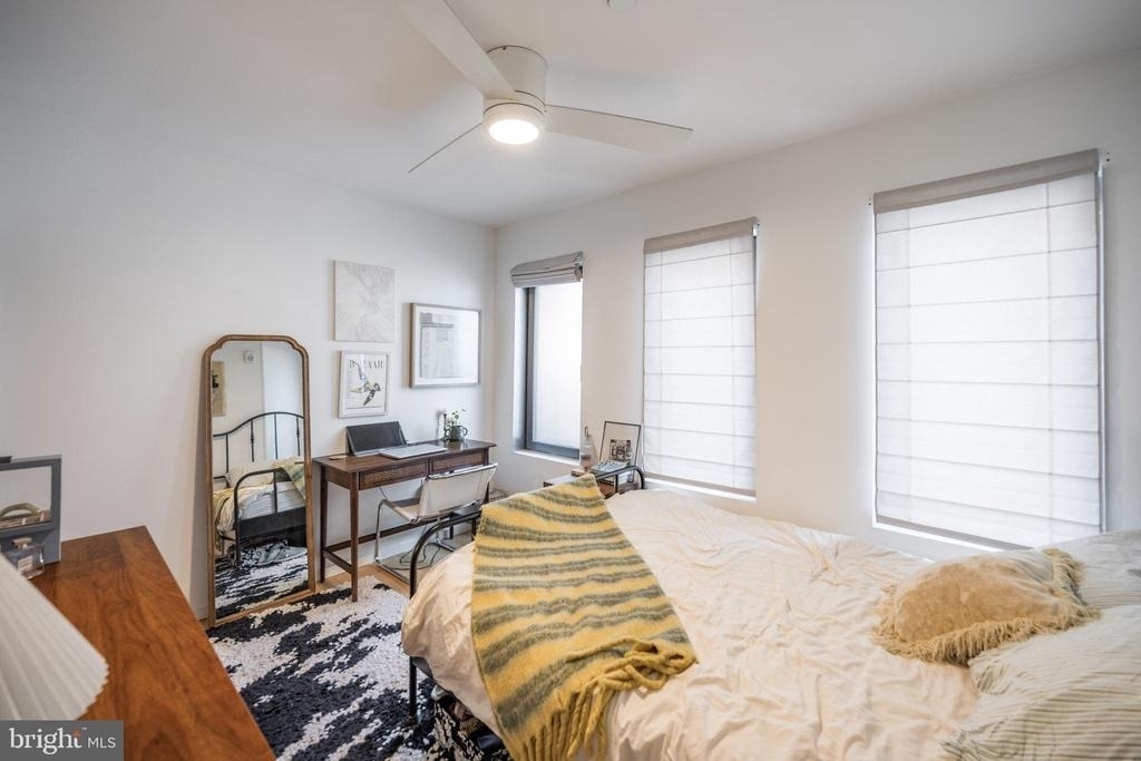 152 W Laurel Street - Photo 7