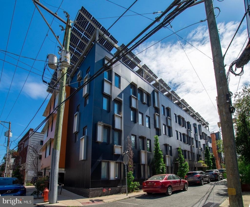152 W Laurel Street - Photo 23