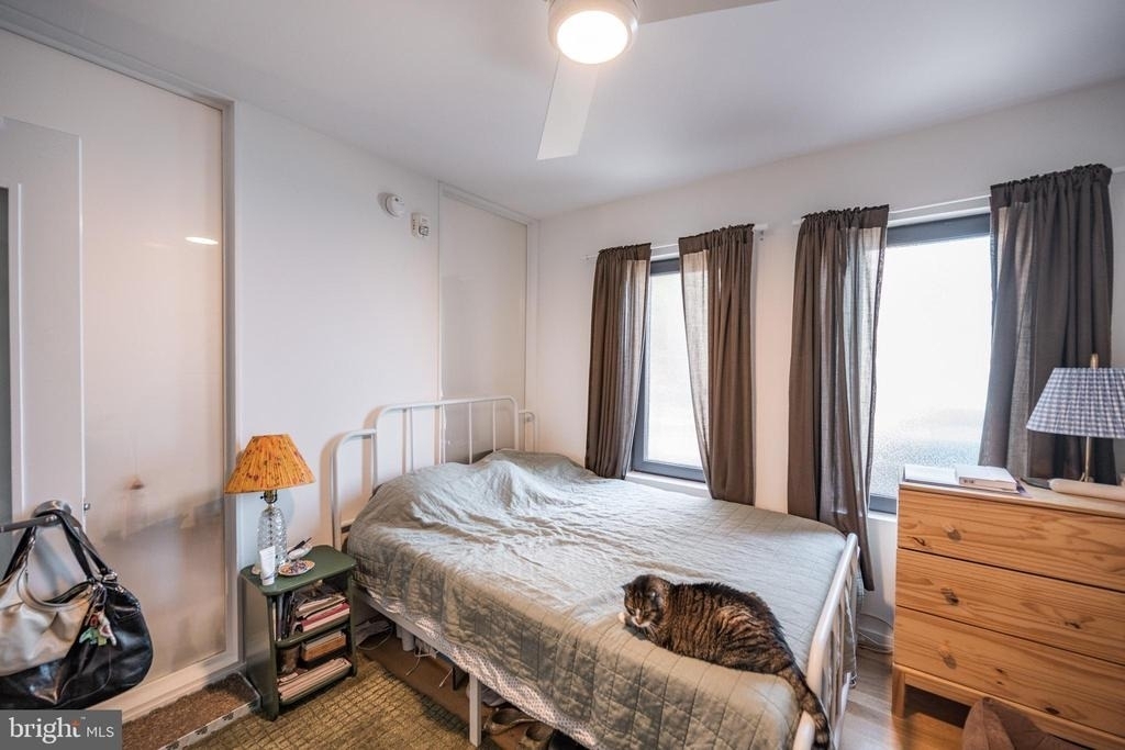 152 W Laurel Street - Photo 11