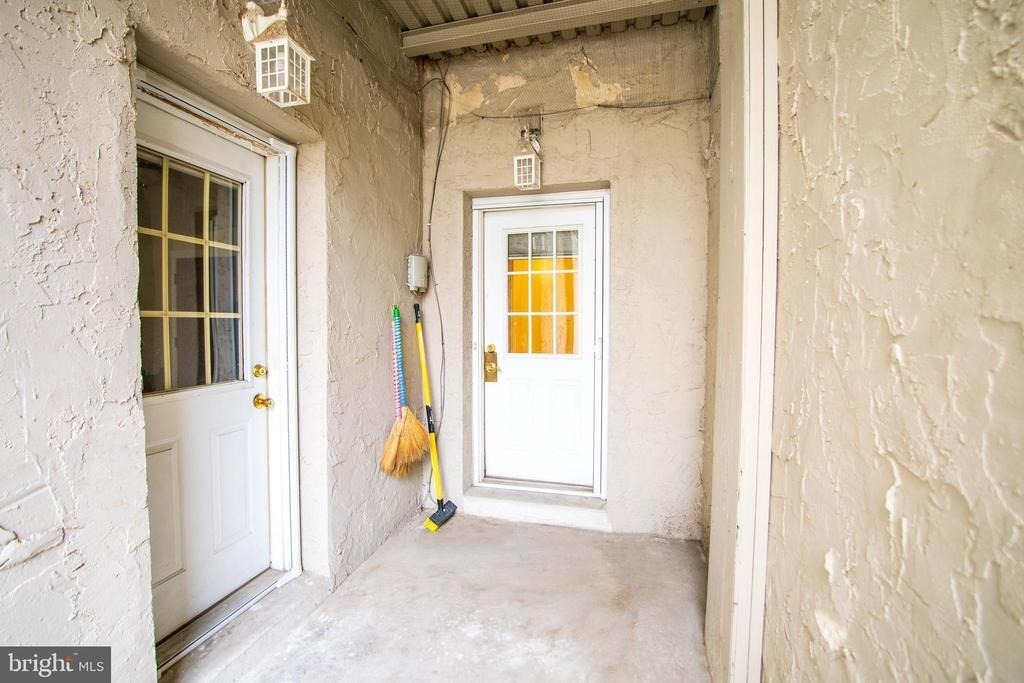 1124 E Passyunk Avenue - Photo 9