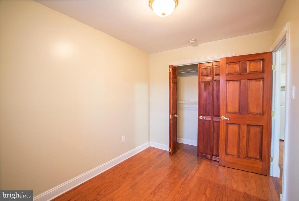 1124 E Passyunk Avenue - Photo 3