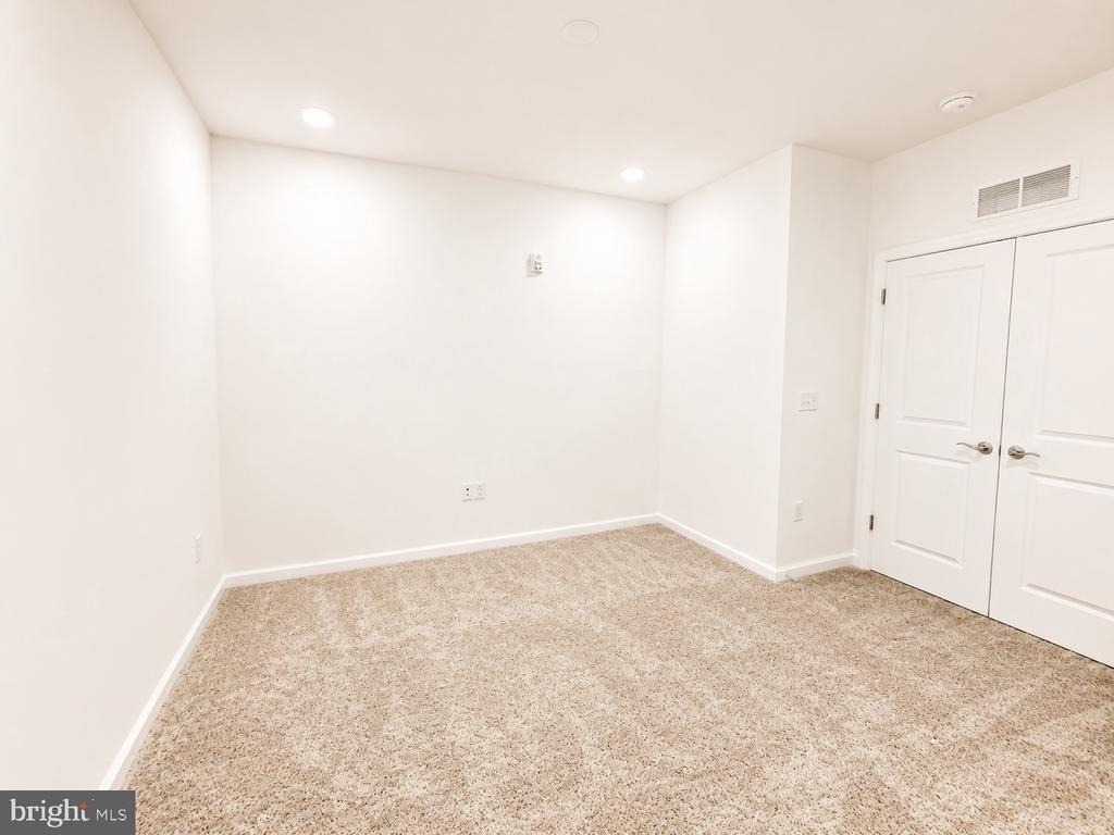 421 Washington Street - Photo 19