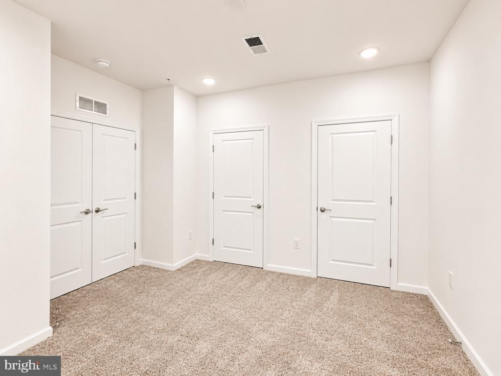 421 Washington Street - Photo 20