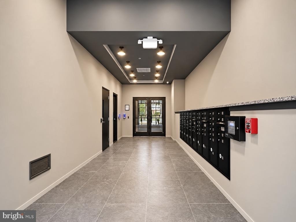 421 Washington Street - Photo 1