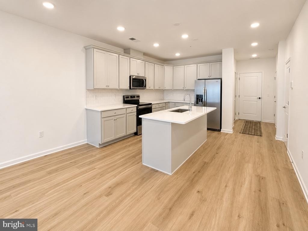 421 Washington Street - Photo 7
