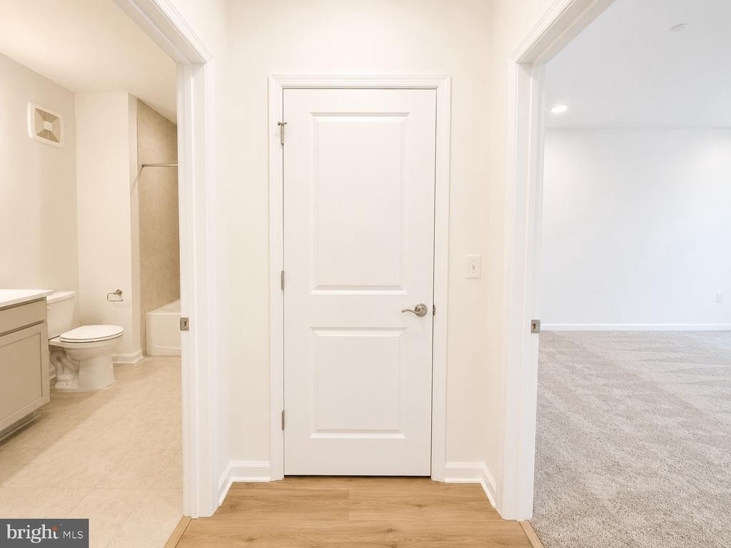 421 Washington Street - Photo 12
