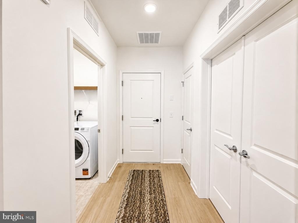 421 Washington Street - Photo 4