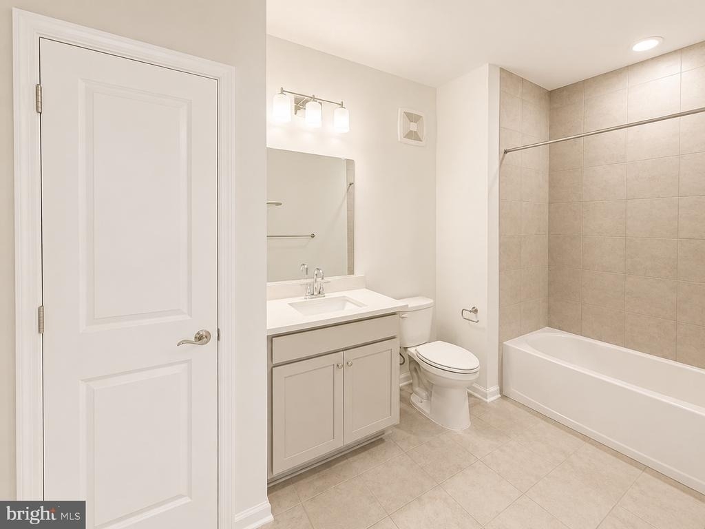 421 Washington Street - Photo 15