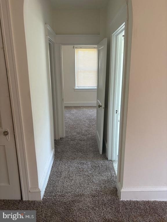 260 N Wycombe Ave - Photo 3
