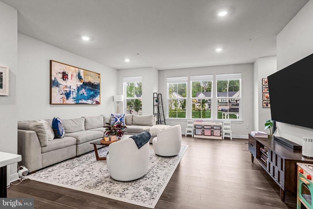 117 W Kenneth Lane - Photo 10