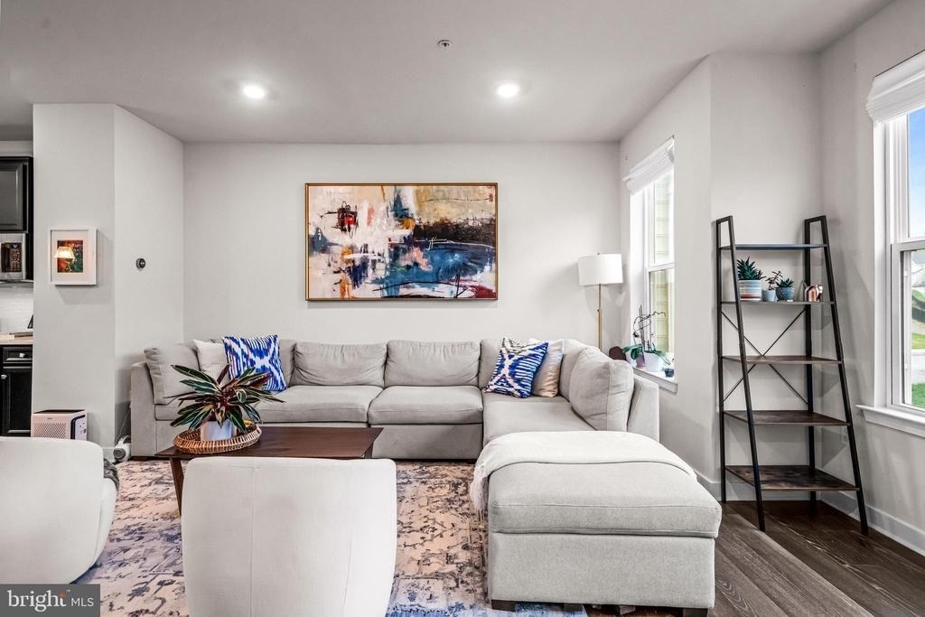 117 W Kenneth Lane - Photo 13