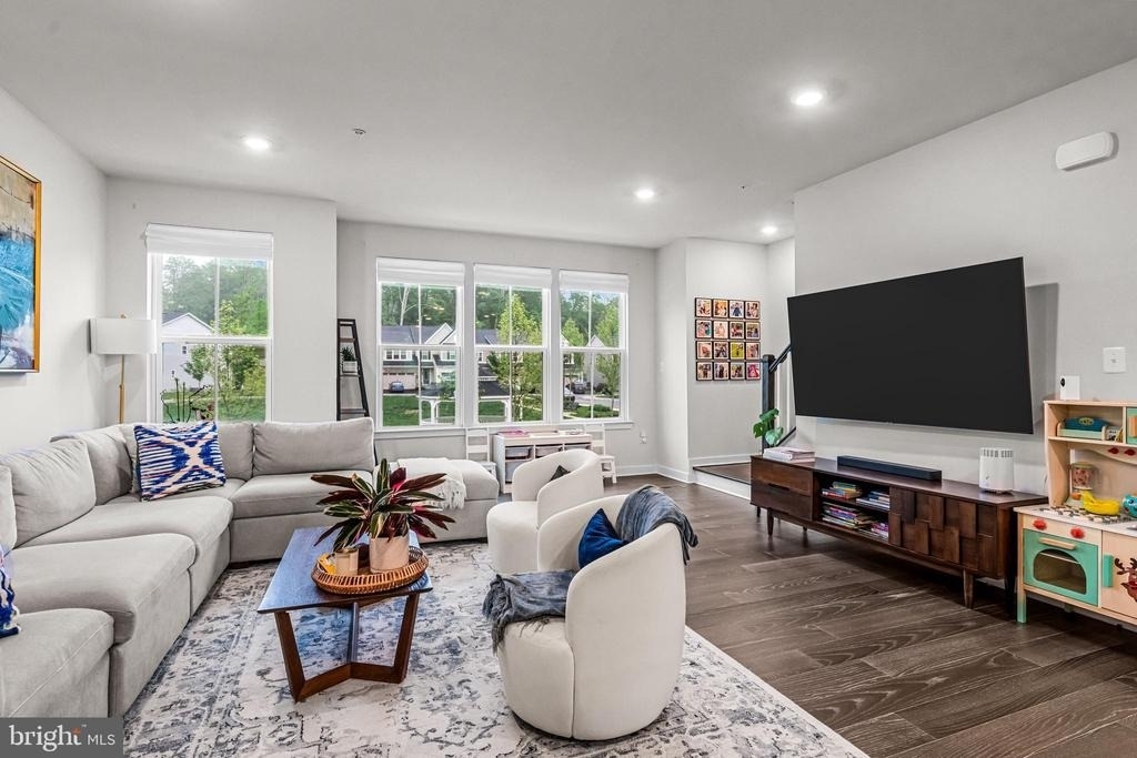 117 W Kenneth Lane - Photo 9