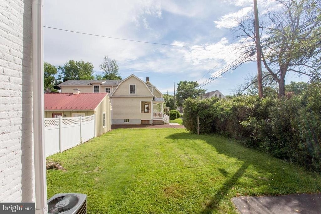 34 S Clinton Street - Photo 6