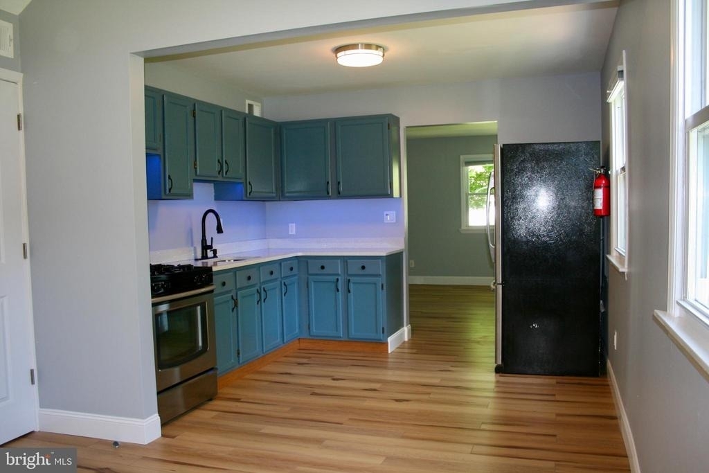 124 Stratford Avenue - Photo 4