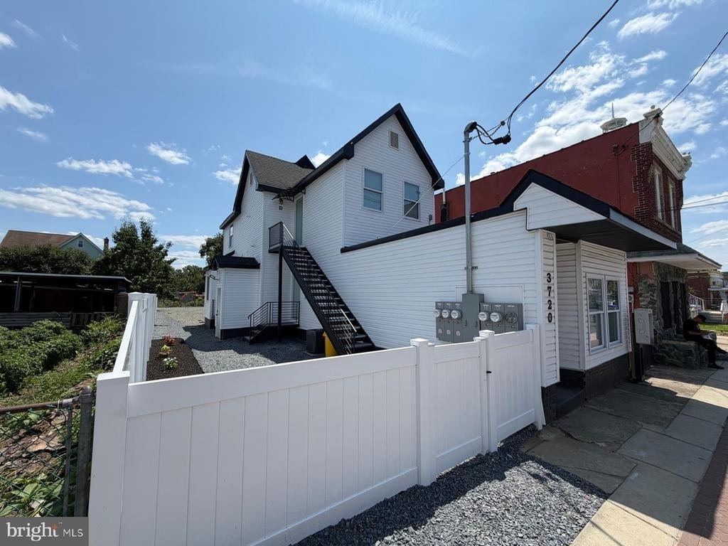 3720 Westfield Avenue - Photo 1