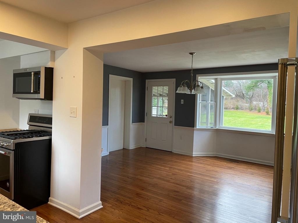 320 Evergreen Drive - Photo 5
