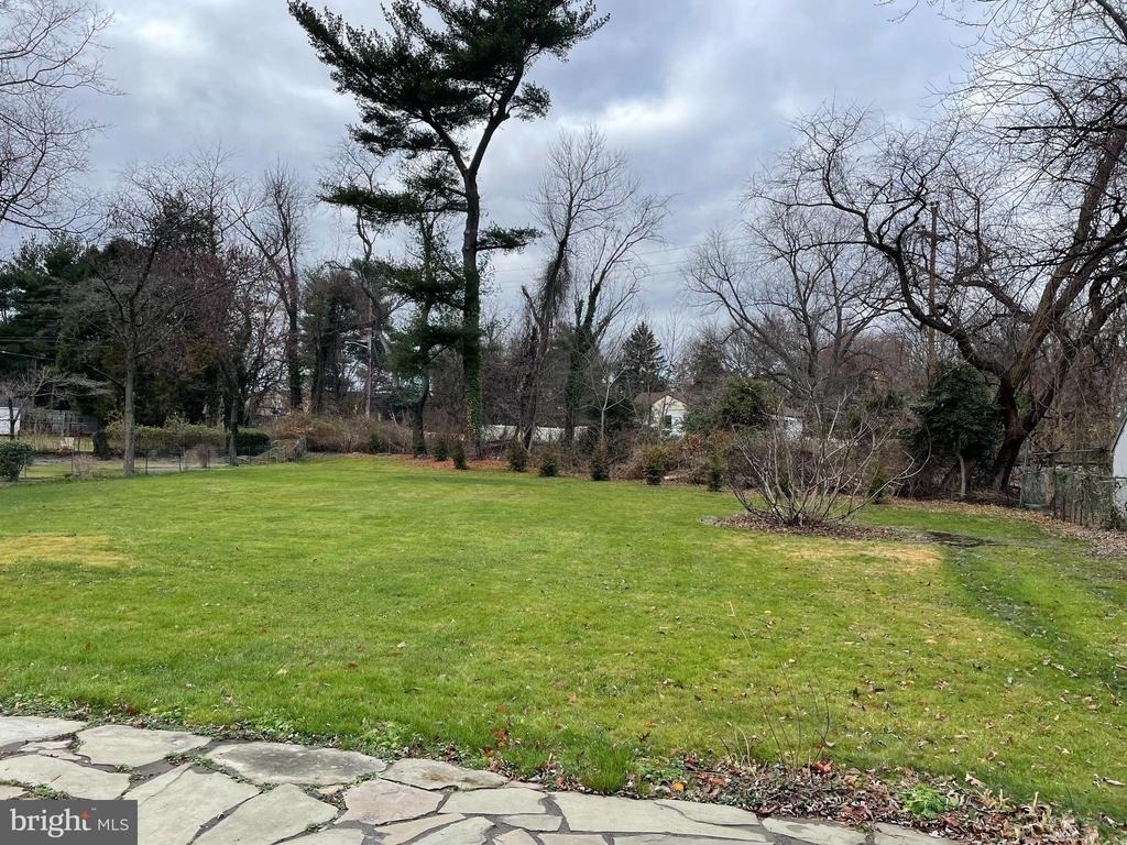 320 Evergreen Drive - Photo 16