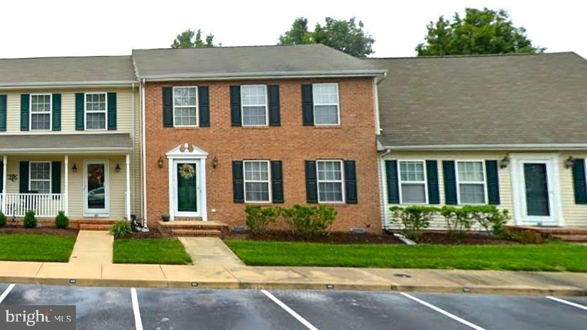 1011 Granite Court - Photo 0