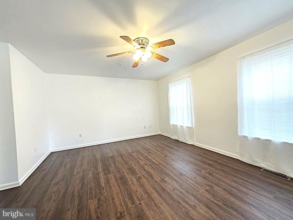 1011 Granite Court - Photo 4