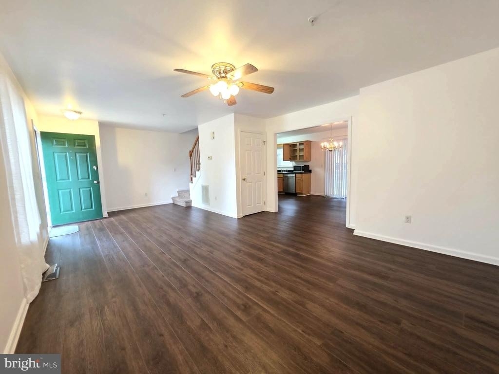 1011 Granite Court - Photo 3