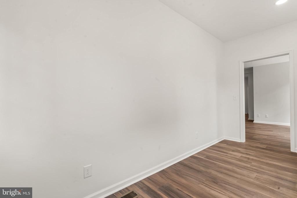 753 Apt A W Washington Street - Photo 23