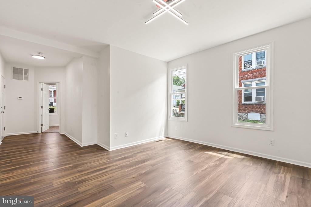 753 Apt A W Washington Street - Photo 14