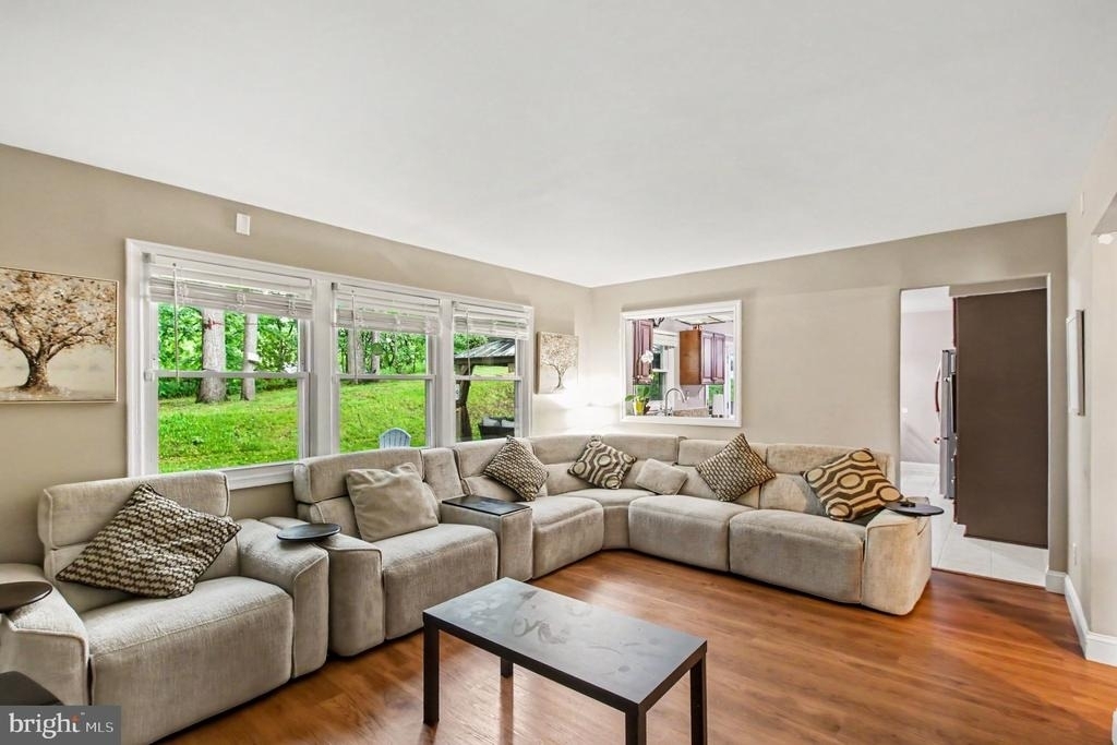 1405 Peachwood Lane - Photo 8