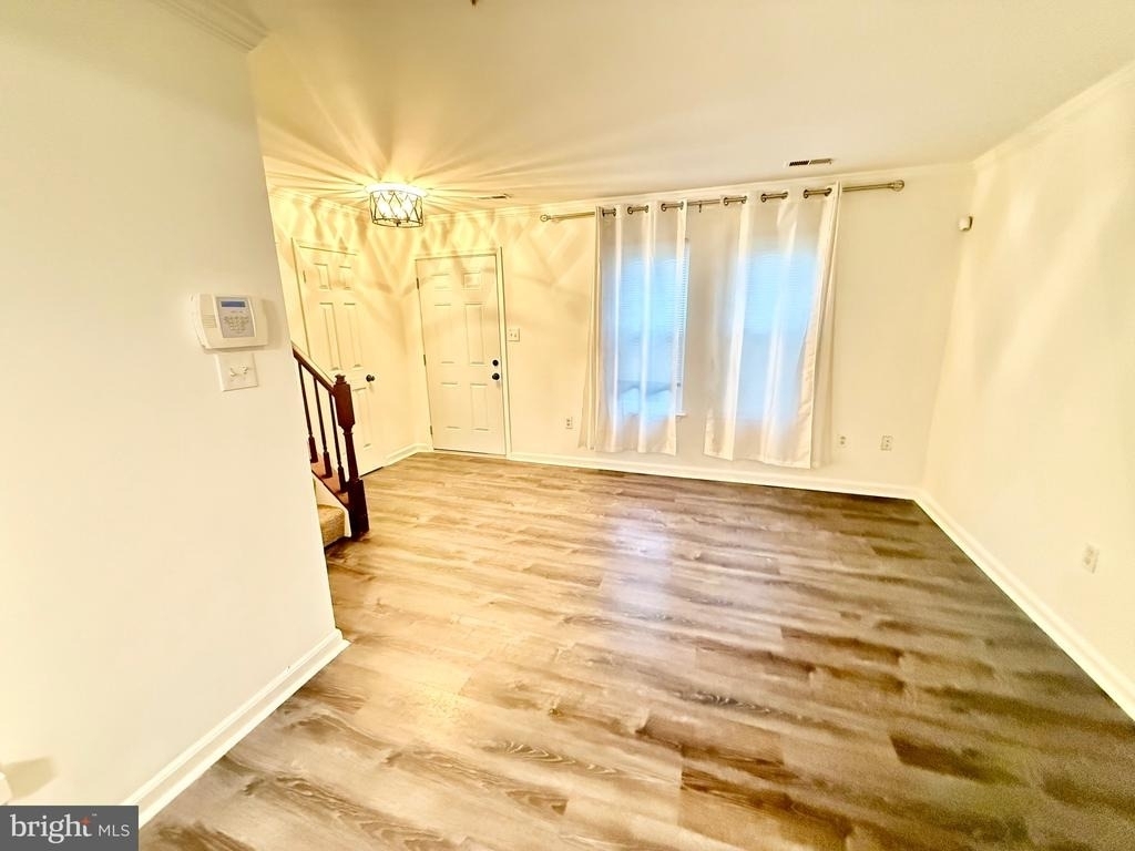 6001 Surrey Square Lane - Photo 13