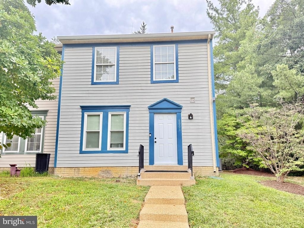 6001 Surrey Square Lane - Photo 1