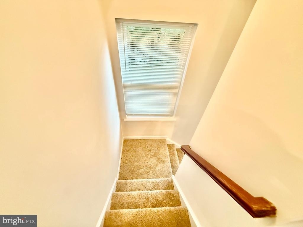 6001 Surrey Square Lane - Photo 29
