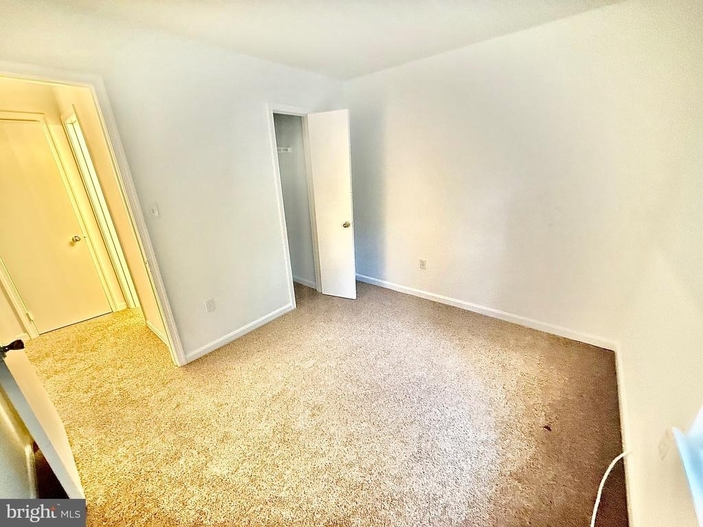 6001 Surrey Square Lane - Photo 26