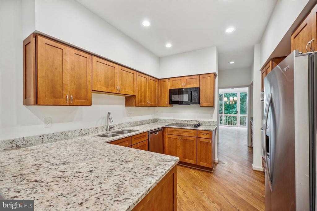 6 Goldleaf Court - Photo 8