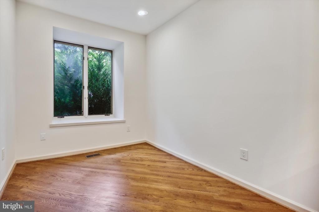 6 Goldleaf Court - Photo 10