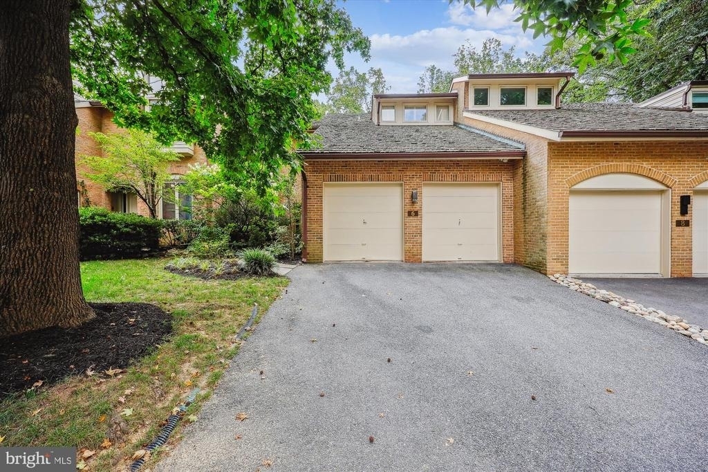 6 Goldleaf Court - Photo 0