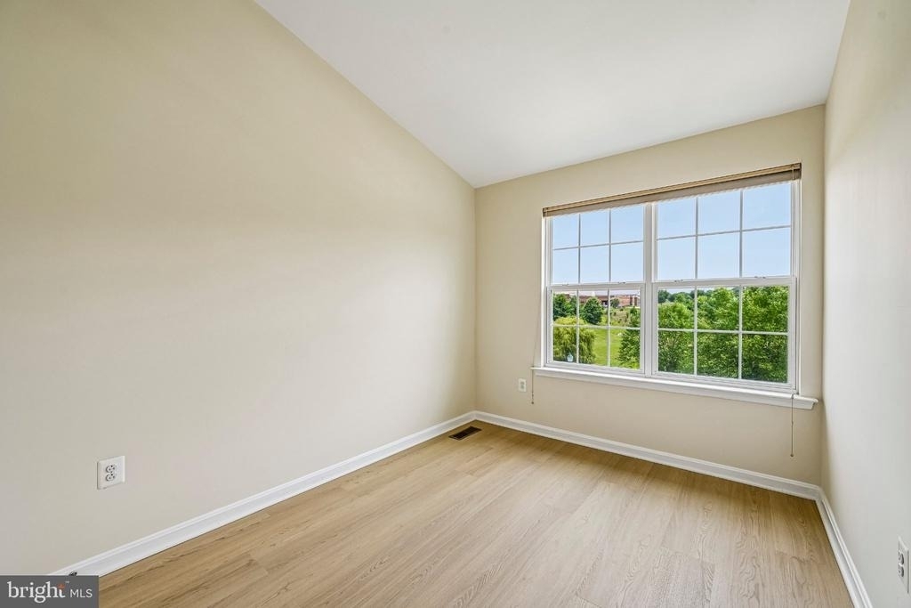 23004 Meadow Mist Road - Photo 29