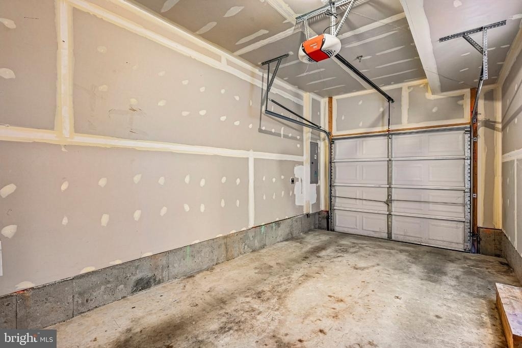 23004 Meadow Mist Road - Photo 47